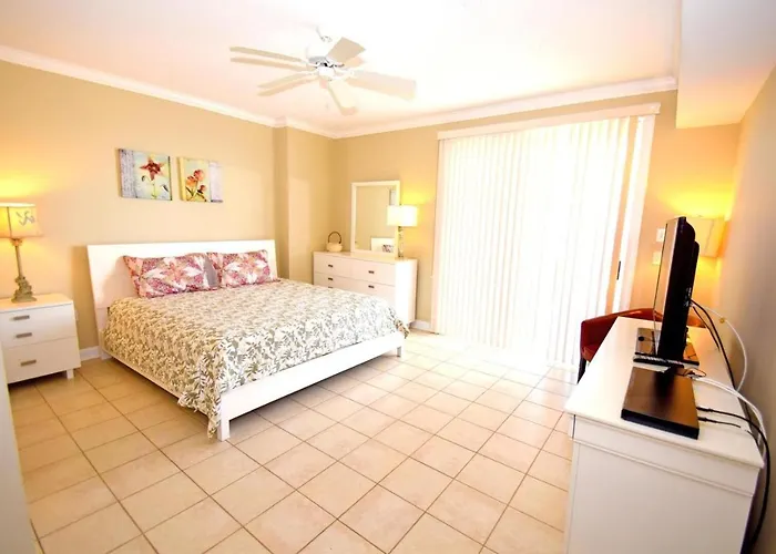 Apartment Ocean's Edge 403 *